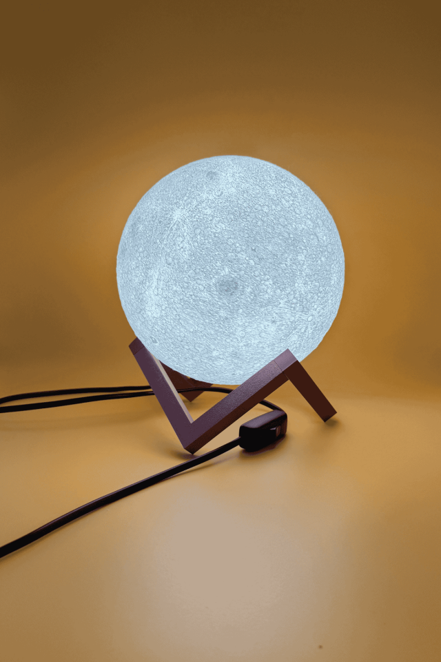 Ay Figürü Gece Lambası