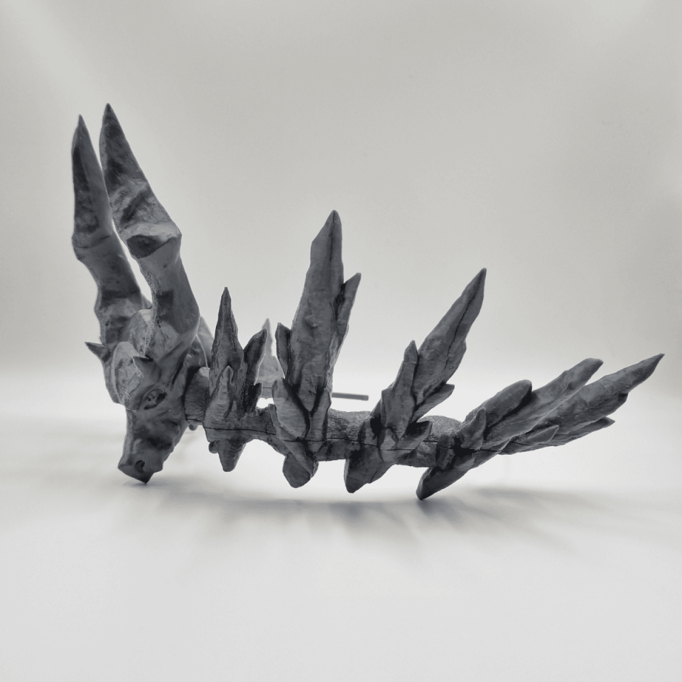 Ejderha Figürlü Taç