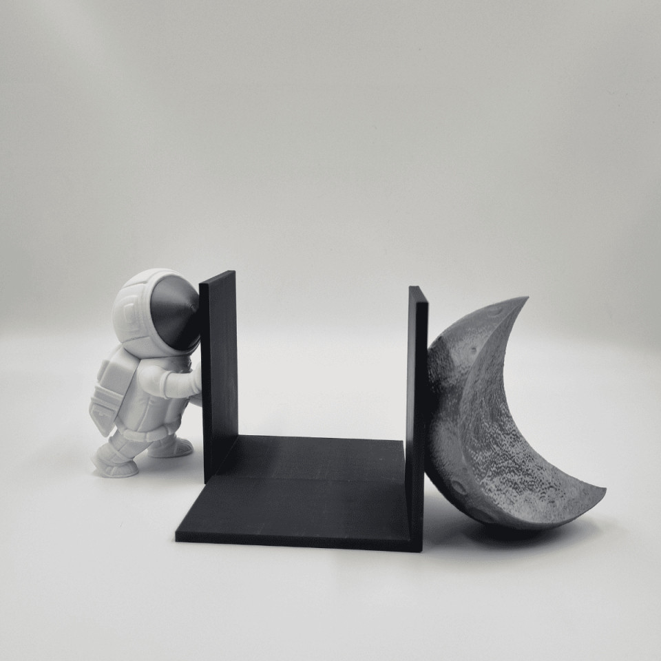Astronot ve Ay Figürlü Kitap Standı