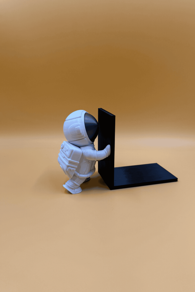 Astronot ve Ay Figürlü Kitap Standı