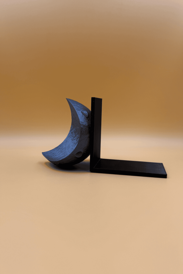 Astronot ve Ay Figürlü Kitap Standı